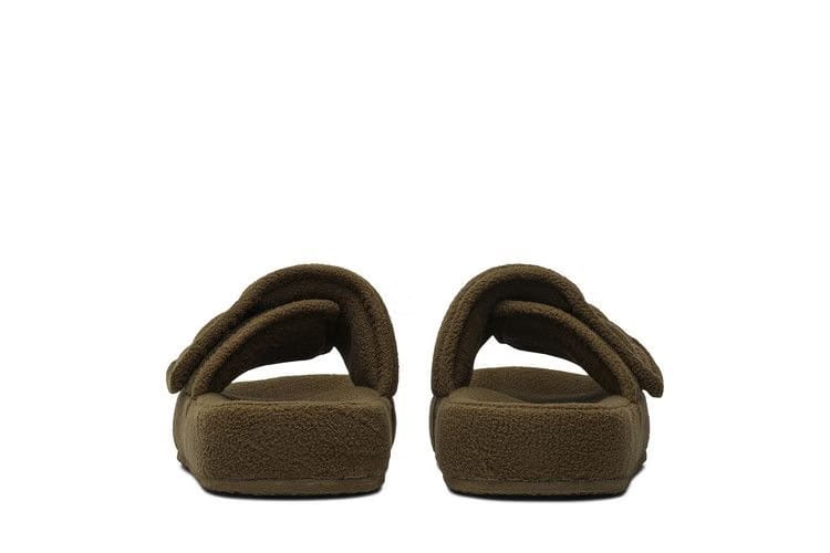 Yeezy Season 7 Fleece Slide Trench
