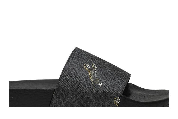 Gucci GG Supreme Slide Tiger