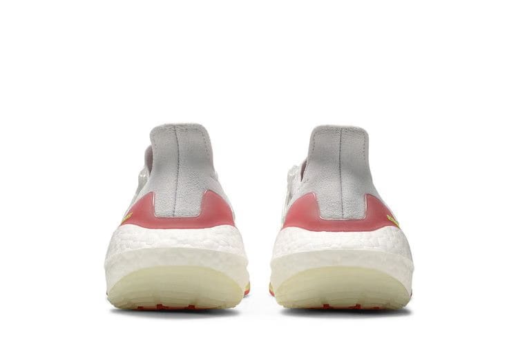Adidas Wmns UltraBoost 21 'White Hazy Rose'