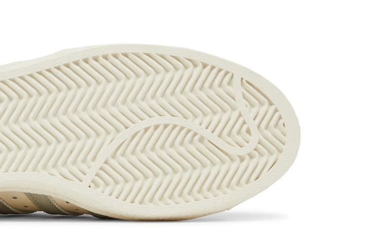 Adidas Superstar 82 Cloud White Metal Grey