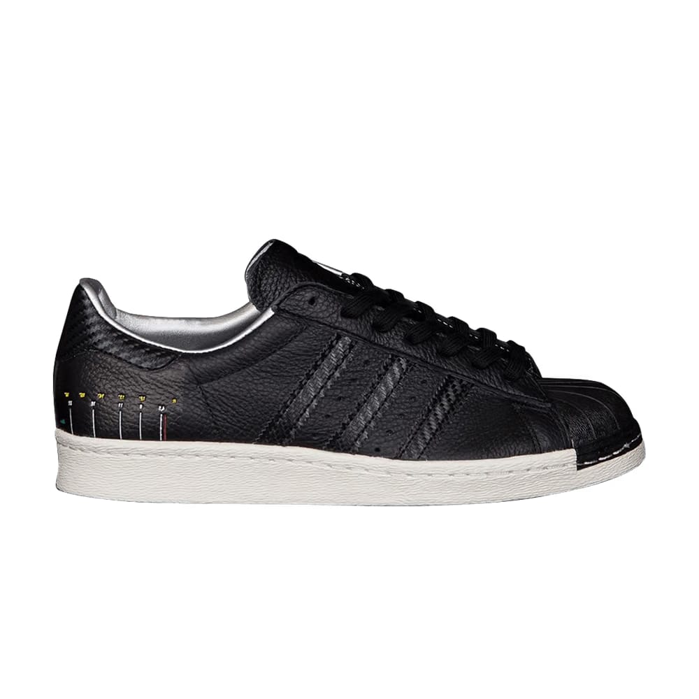 Sneakersnstuff x adidas Superstar Camera