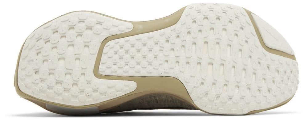 Nike ZoomX Invincible 3 Dark Stucco