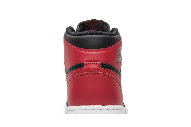 Air Jordan 1 Retro High OG Bred 2013