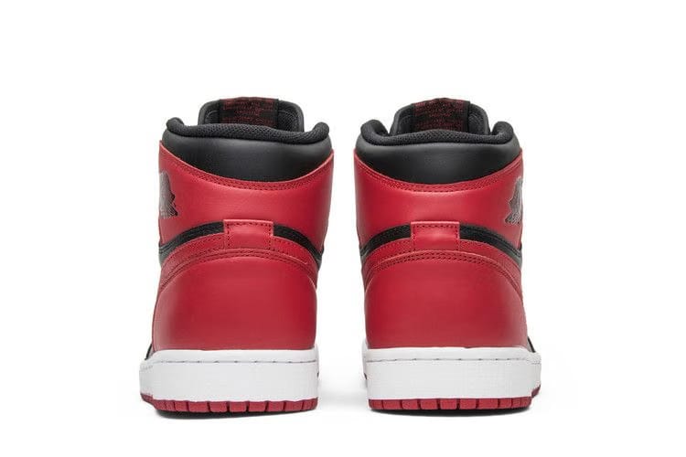 Air Jordan 1 Retro High OG Bred 2013