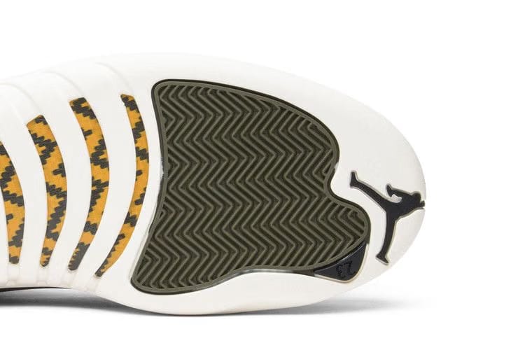 Air Jordan 12 Retro CP3 Class of 2003
