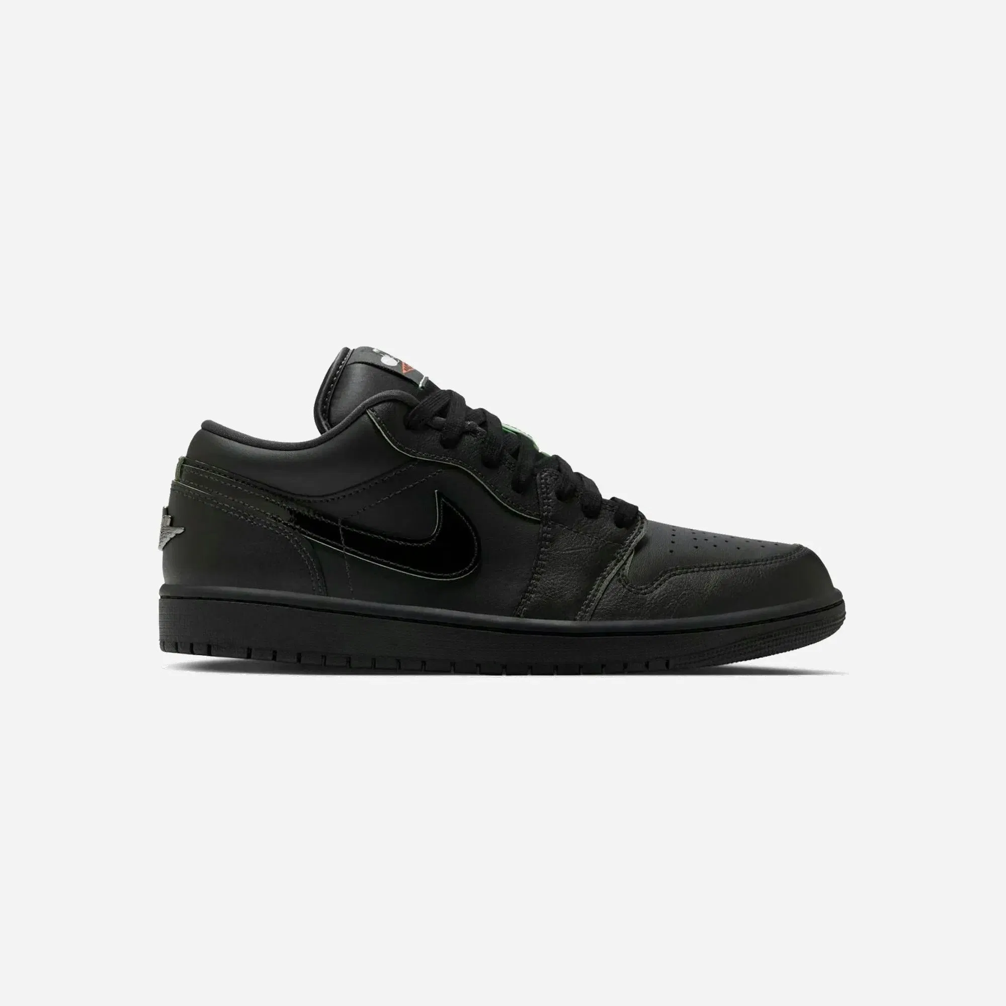 Air Jordan 1 Low SE Black Cat Mascot