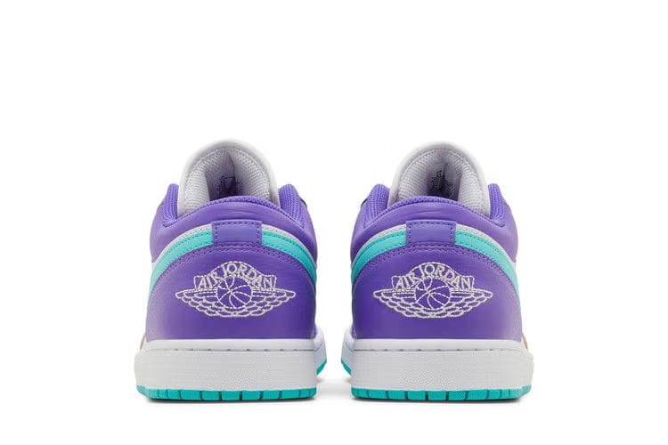 Air Jordan 1 Low Hornets