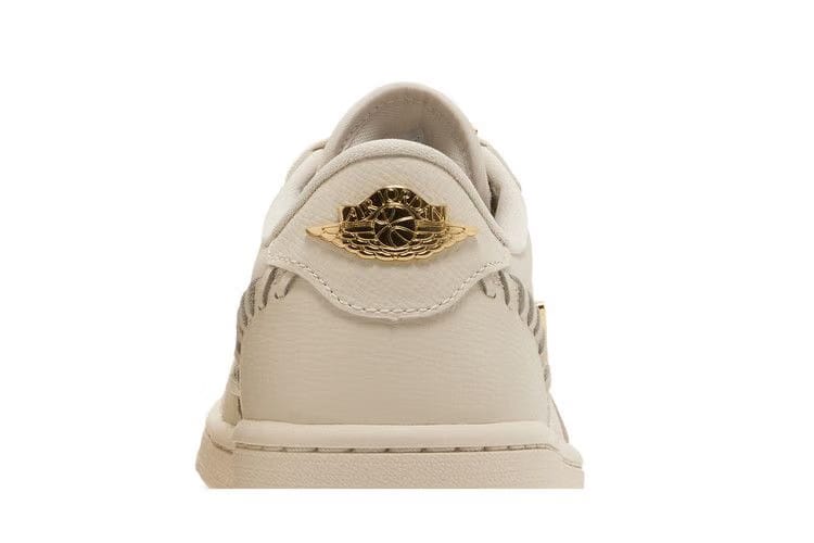 Wmns Air Jordan 1 Low Method of Make 'Legend Light Brown'