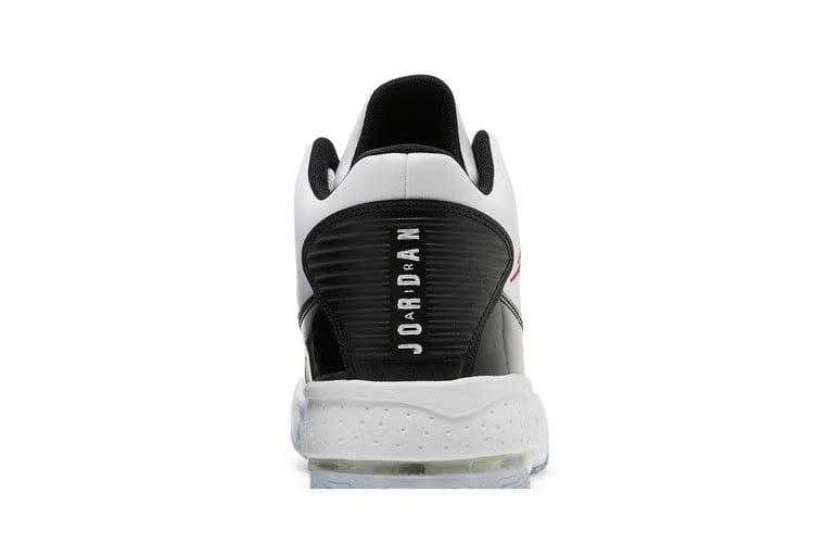 Air Jordan Max Aura 2 White Gym Red