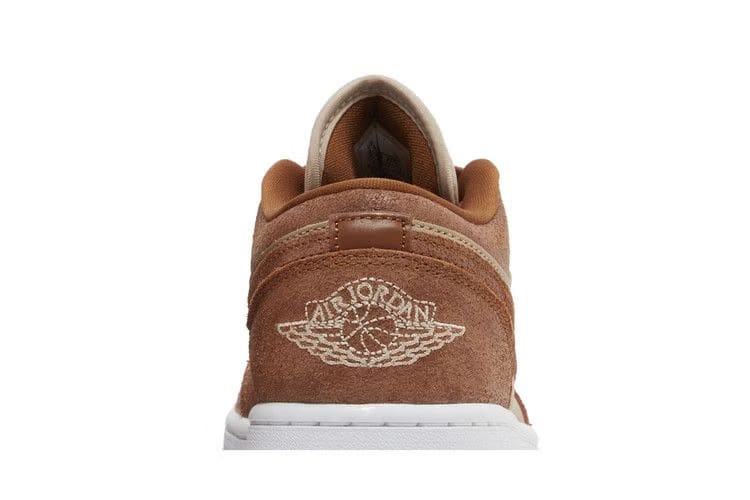Jordan 1 Low SE Legend Coffee (W)