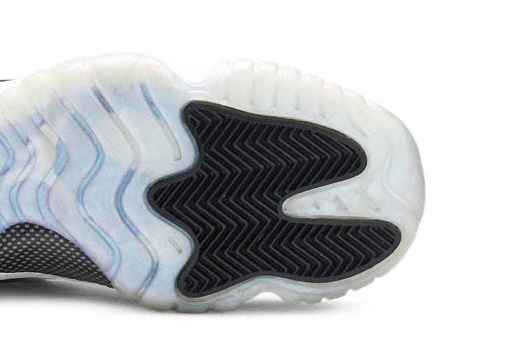 Air Jordan 11 Retro GS Emerald