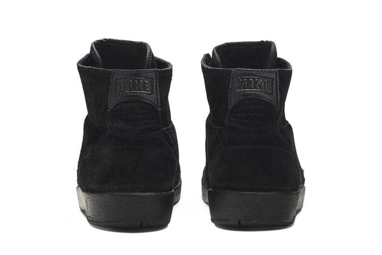 Air Jordan 2 Retro Deconstructed Triple Black