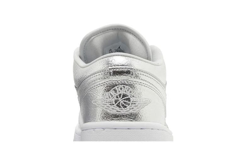 Wmns Air Jordan 1 Low SE 'Metallic Silver'