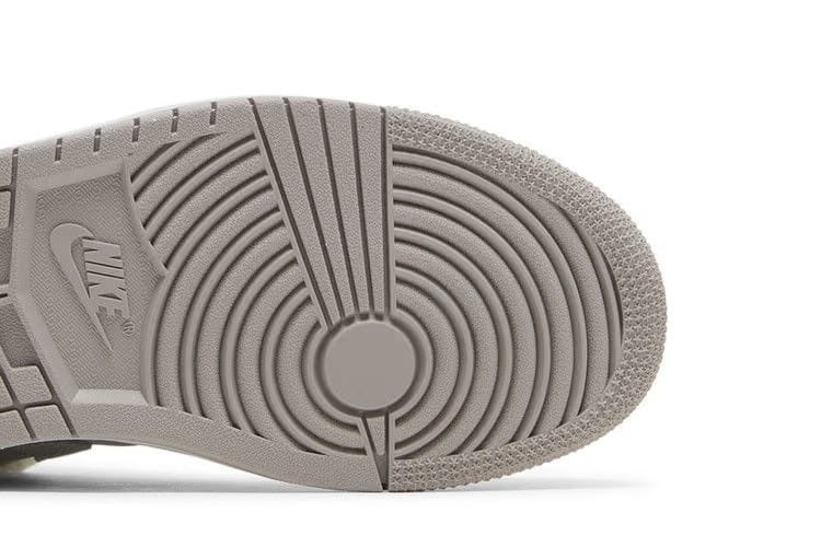 Wmns Air Jordan 1 Low SE 'Sherpa Fleece'