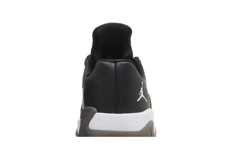 Wmns Air Jordan 11 CMFT Low 'Silver Toe'