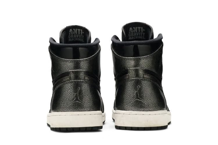 Air Jordan 1 Retro High Black Patent