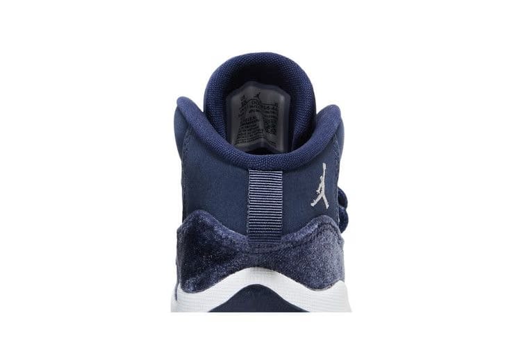 Air Jordan 11 Retro TD Midnight Navy Velvet