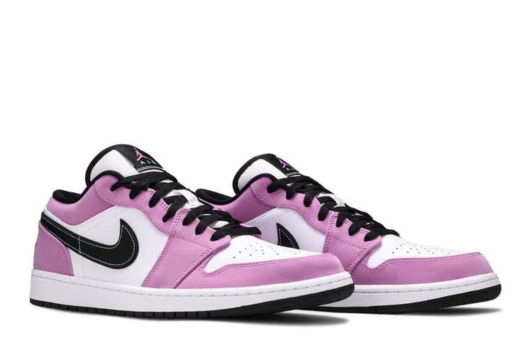 Air Jordan 1 Low SE Violet Shock