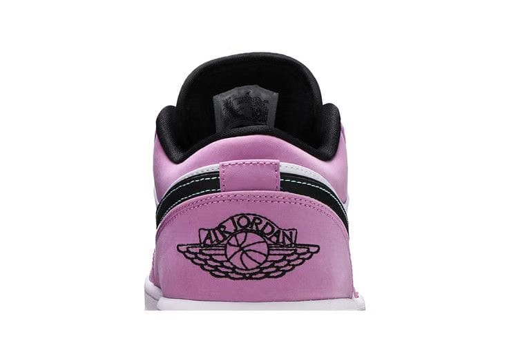 Air Jordan 1 Low SE Violet Shock