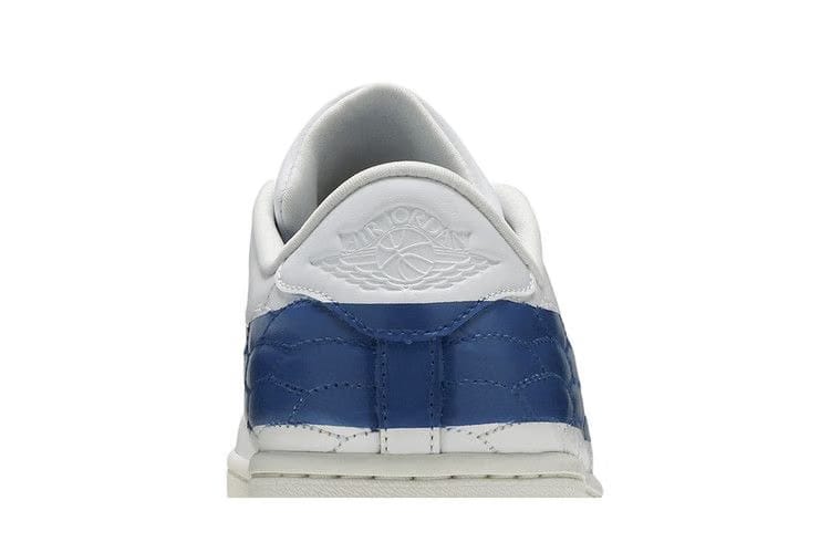 Air Jordan 1 Centre Court Military Blue