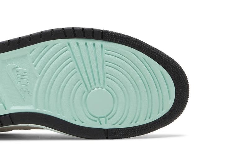 Air Jordan 1 High Zoom Comfort Fossil Stone