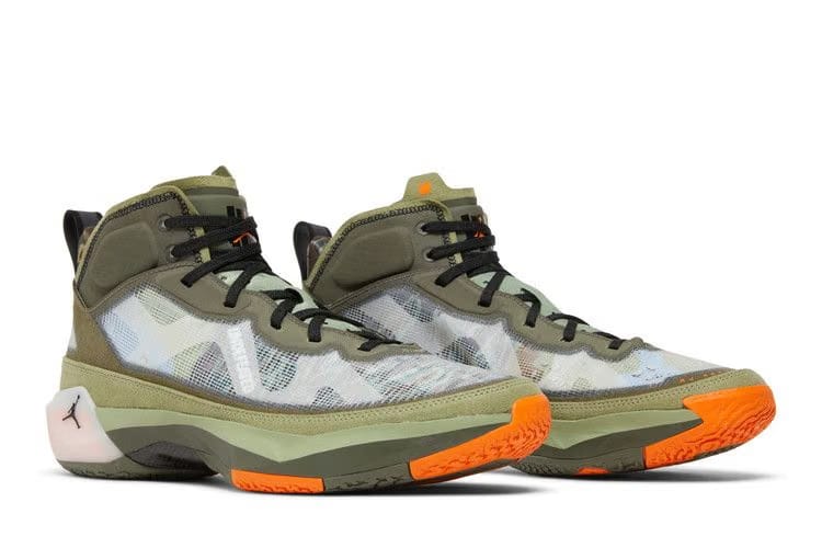 Undefeated x Air Jordan 37 SP Flight Jacket