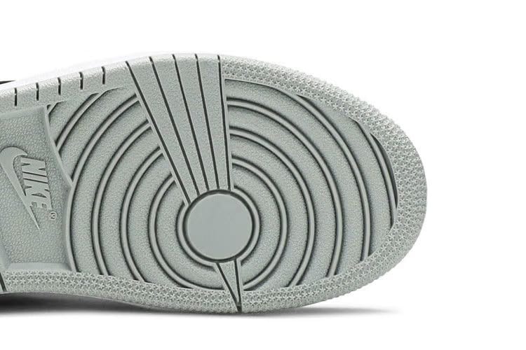 Air Jordan 1 Mid PS Light Smoke Grey