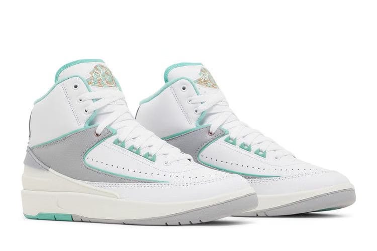 Wmns Air Jordan 2 Retro 'Crystal Mint'