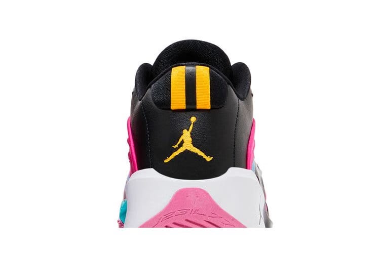 Air Jordan Luka 3 Imaginarium Pack - Pink Prime