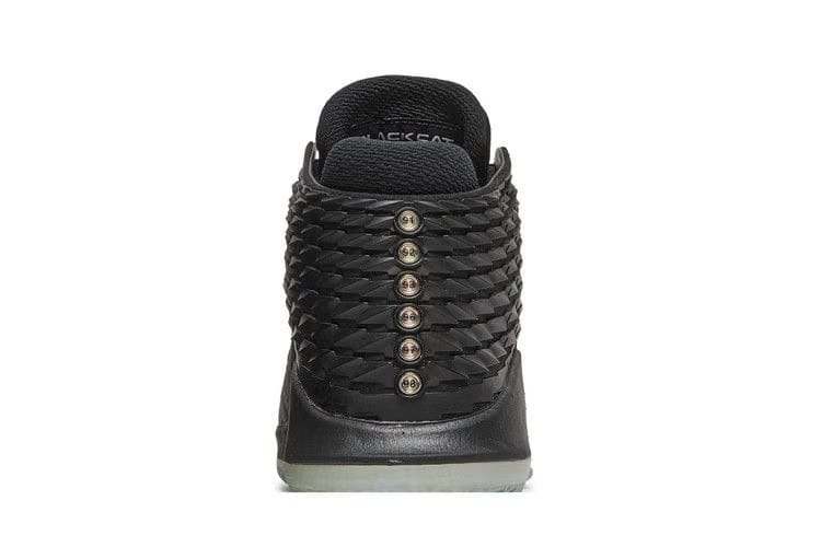 Air Jordan 32 Black Cat