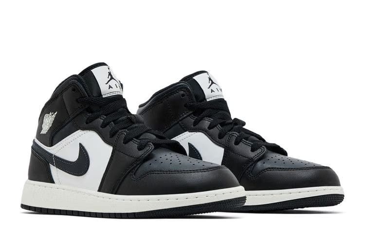 Air Jordan 1 Mid GS Black Off Noir