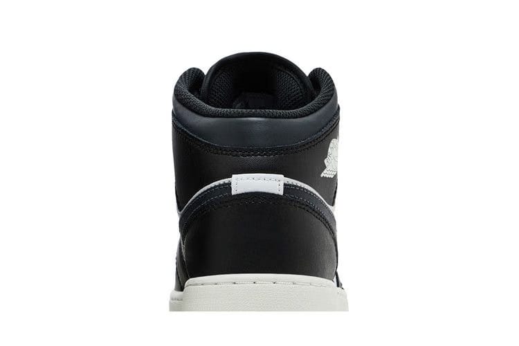 Air Jordan 1 Mid GS Black Off Noir