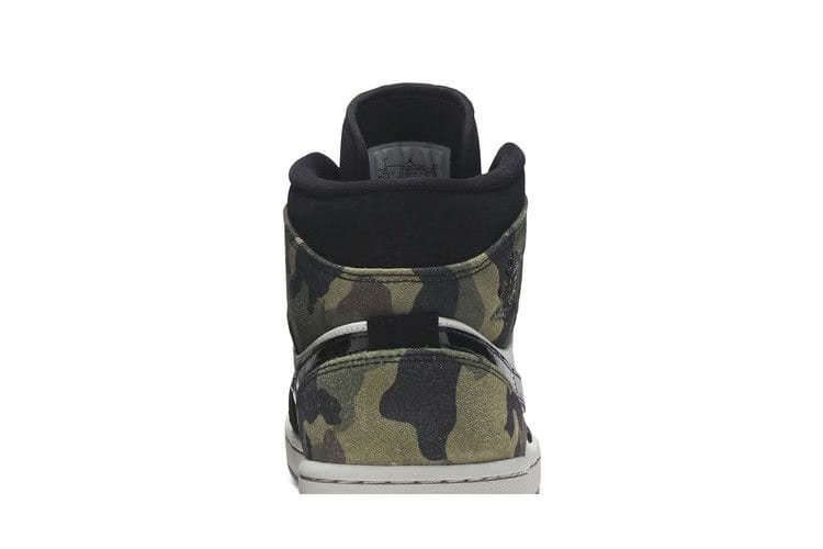 Air Jordan 1 Mid Camo