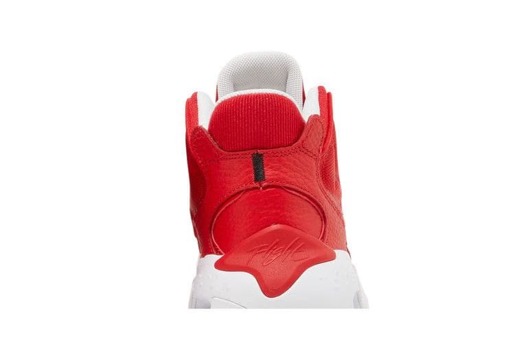 Air Jordan Max Aura 4 University Red