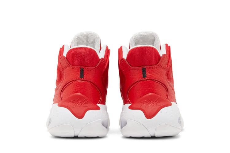Air Jordan Max Aura 4 University Red