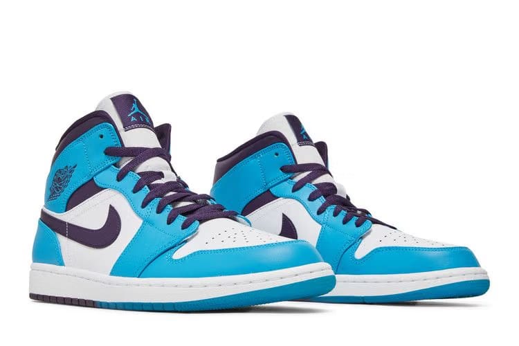 Air Jordan 1 Mid Hornets