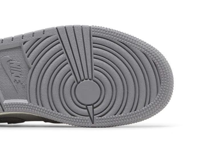 Air Jordan 1 Low SE Craft GS Inside Out - Cement Grey