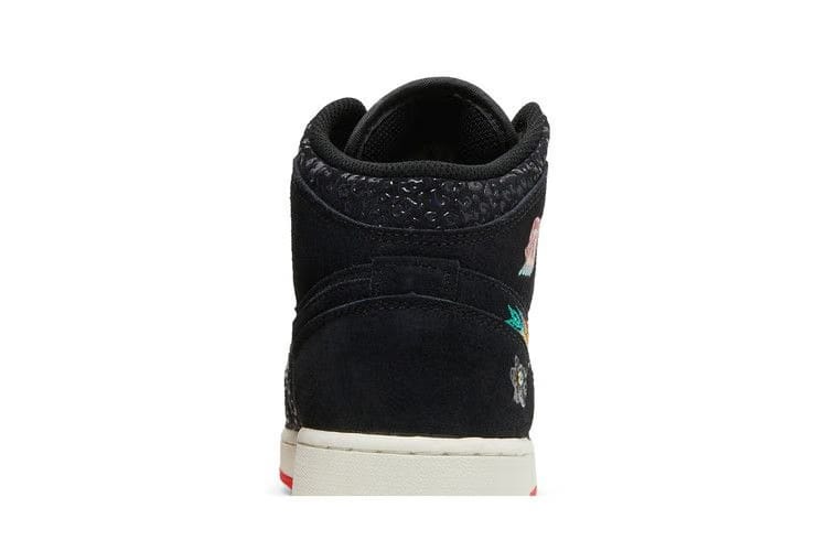 Air Jordan 1 Mid SE GS SiEMPRE Familia