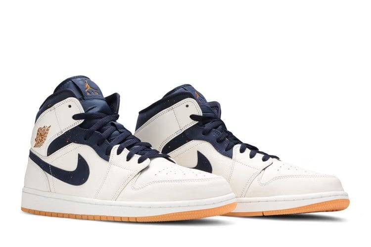 Air Jordan 1 Mid Jeter