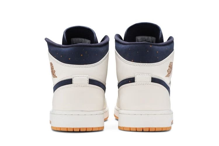 Air Jordan 1 Mid Jeter