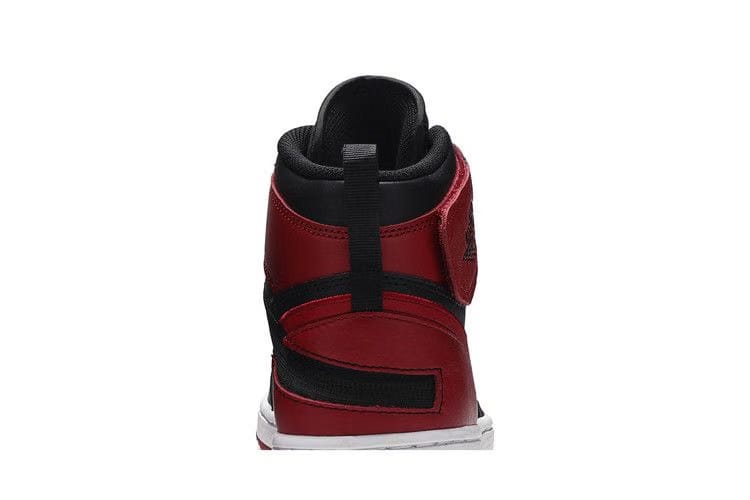 Air Jordan 1 High FlyEase Black Toe