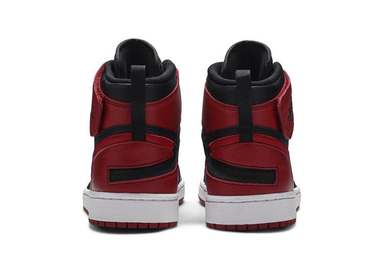 Air Jordan 1 High FlyEase Black Toe