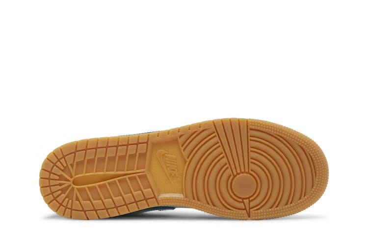 Air Jordan 1 Low SE GS Barcelona