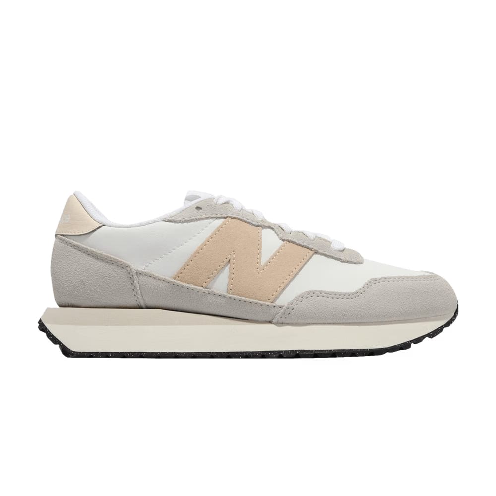 Wmns 237 White Vintage Roses