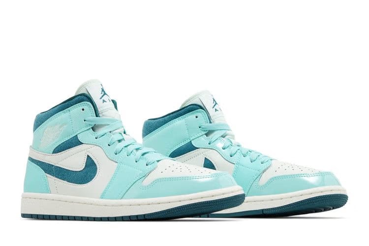 Air Jordan 1 Mid SE Bleached Turquoise