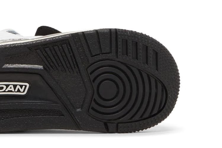 Air Jordan 3 Retro TD Hide N Sneak'