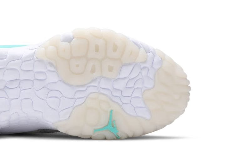 Air Jordan Delta 2 Platinum Grape Ice