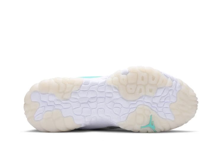 Air Jordan Delta 2 Platinum Grape Ice