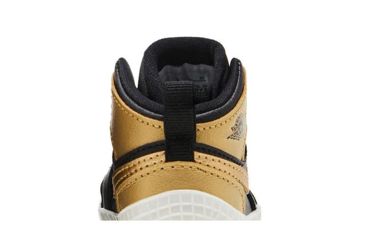 Air Jordan 1 Retro High OG CB Black Gold