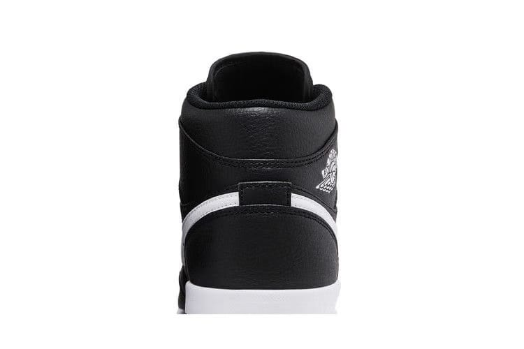 Air Jordan 1 Retro Metal Black White 2023